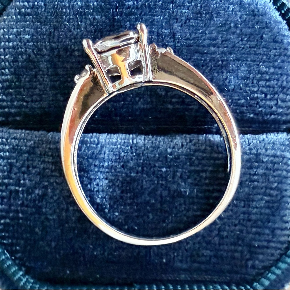 Mystic Topaz Oval Cut Ring With Clear 
Stones Set In Sterling Silver Size 8.5 - Picture 9 of 10